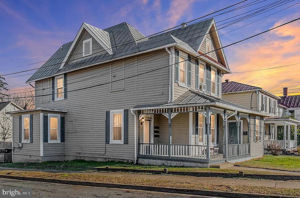 For Rent $1,800/month