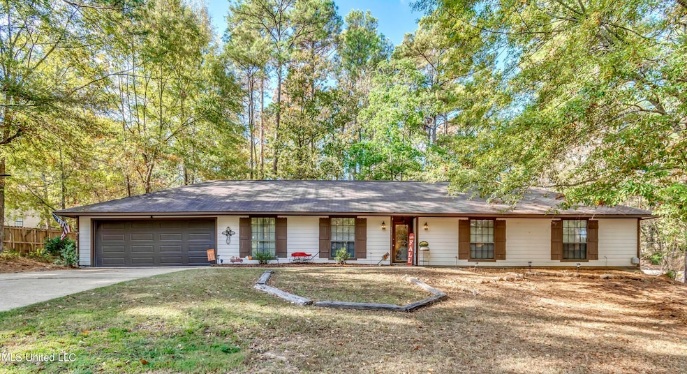 212 magnolia trail-4