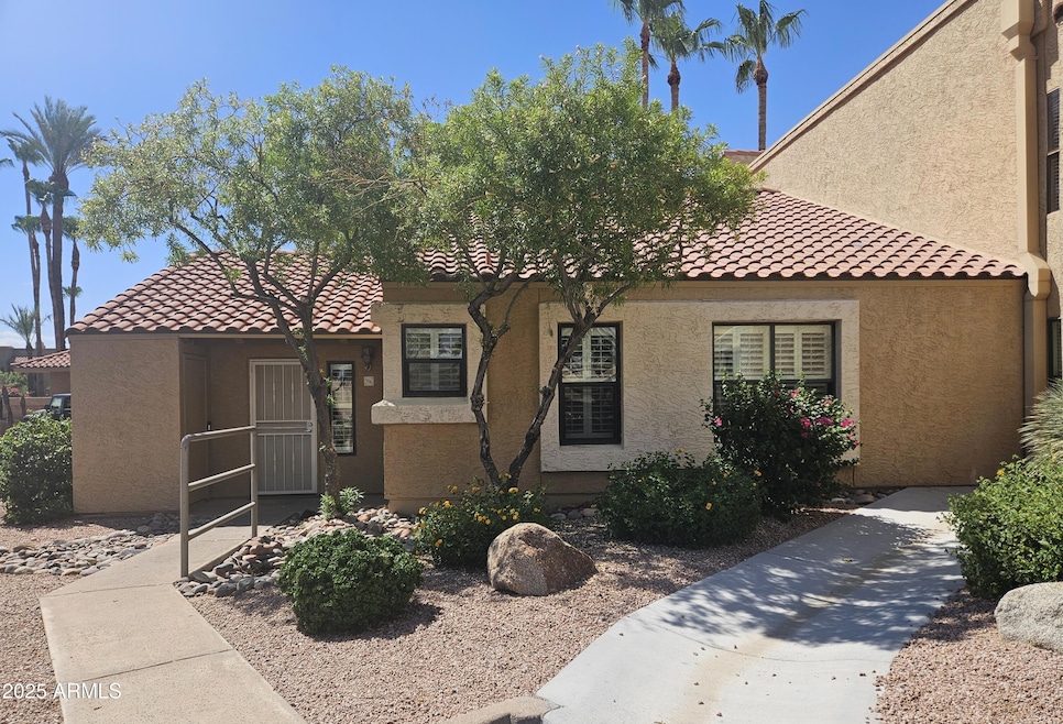 Under Contract $400,000