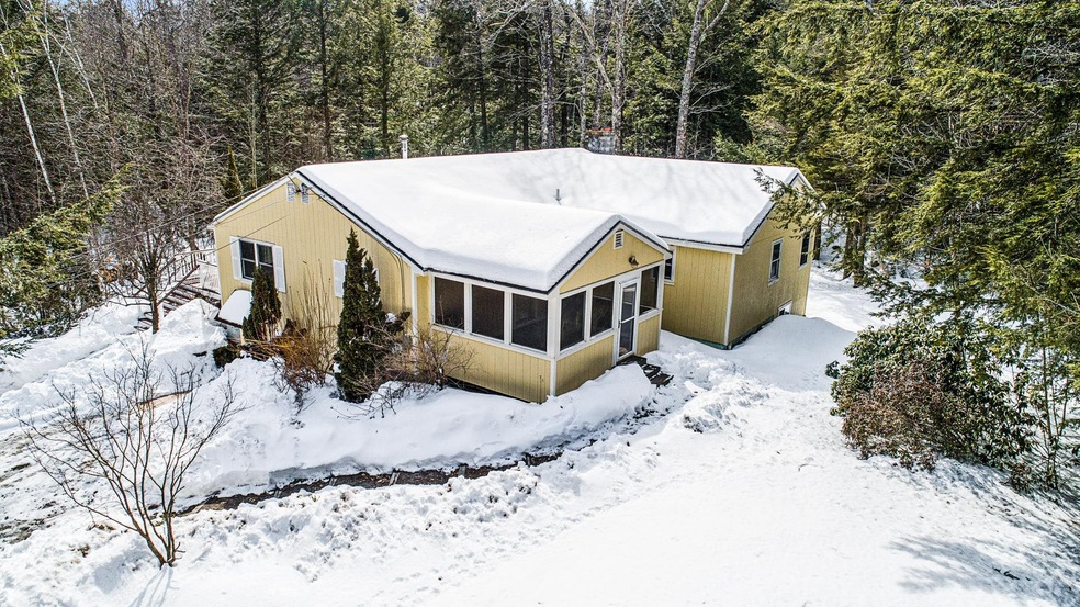 137 Pingree Rd, New London, NH 03257 - photo 1