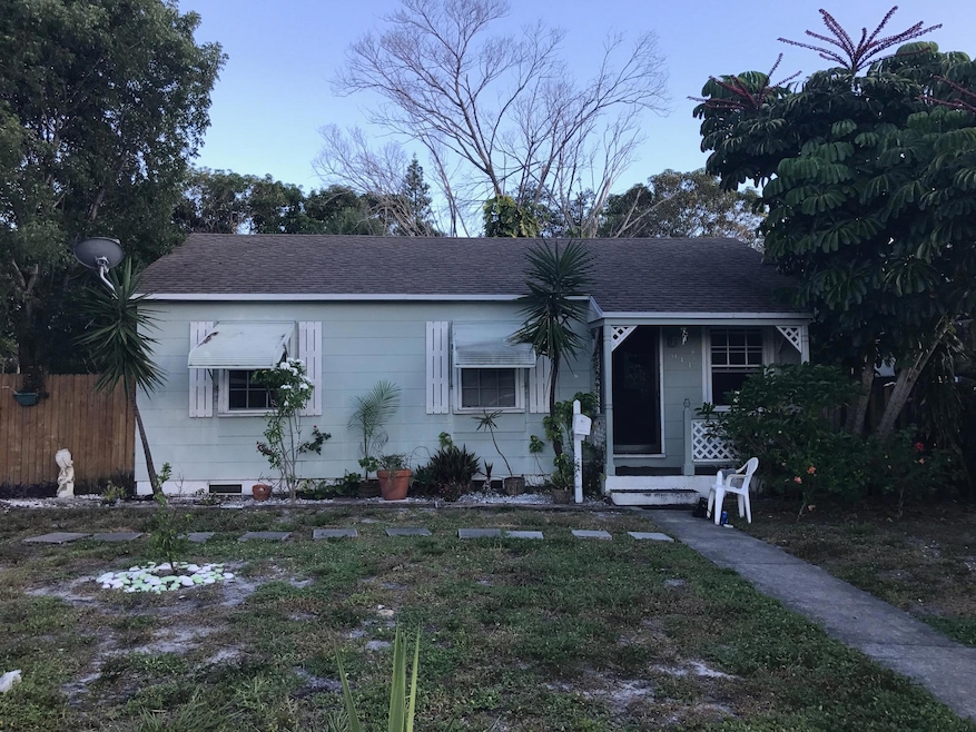 944 32nd St, West Palm Beach, FL 33407 - photo 1