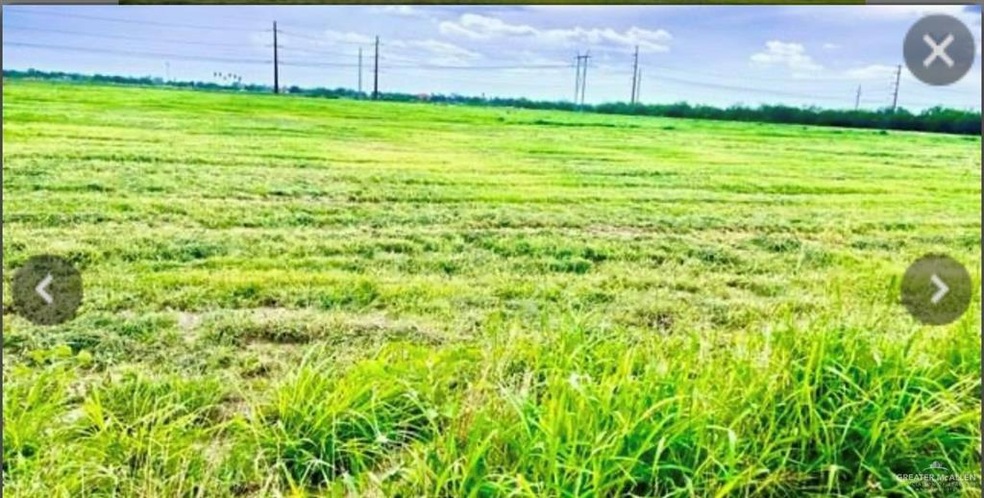 View of yard featuring a rural view
