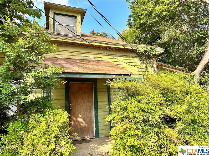 1012 Academy St unit 14, San Marcos, TX 78666 - photo 1