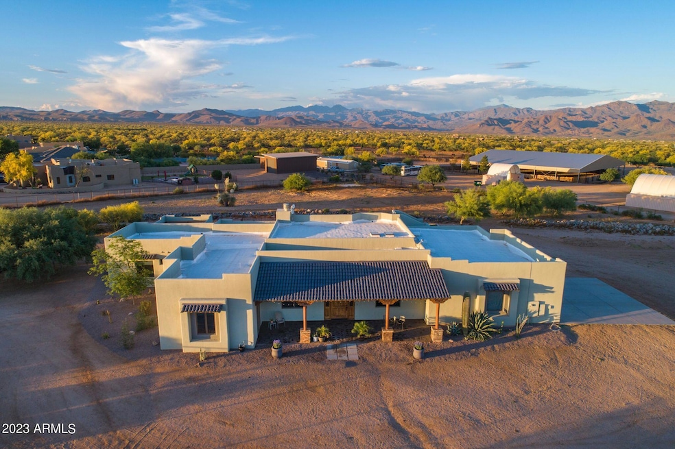 Stunning 4 Bedroom w/Office