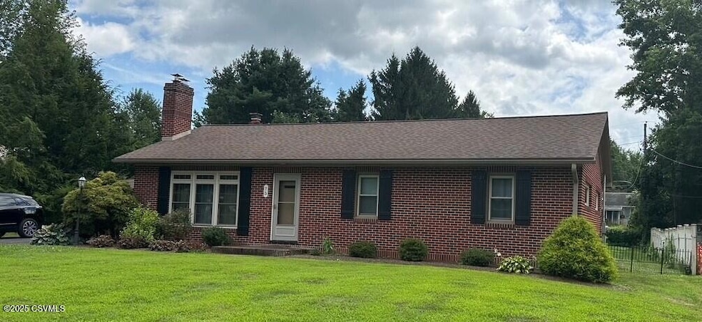 For Rent $1,600/month