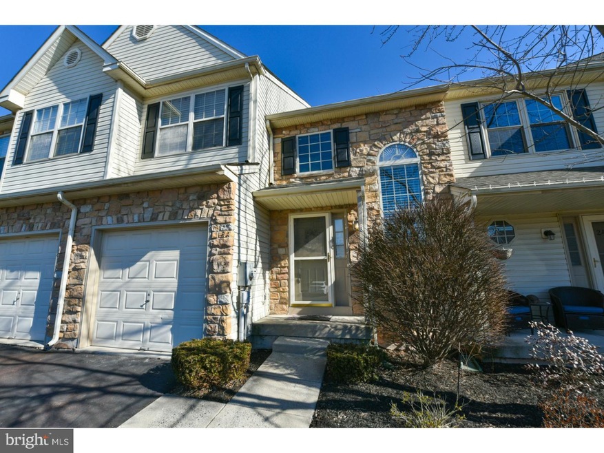 2406 Carriage Ln, Royersford, PA 19468 - photo 1