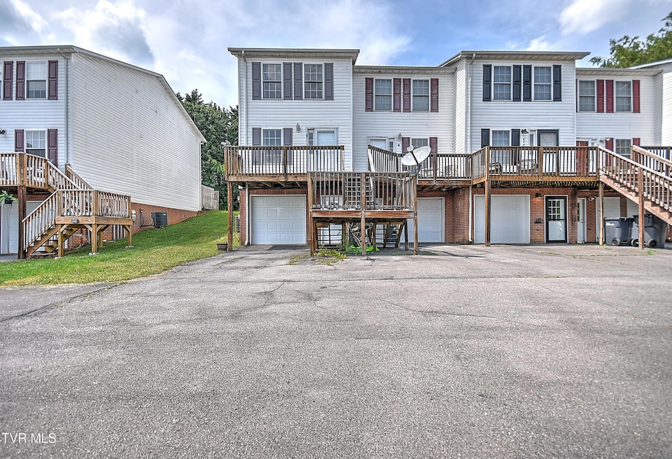 49 Tulip Grove #6 DOM-2