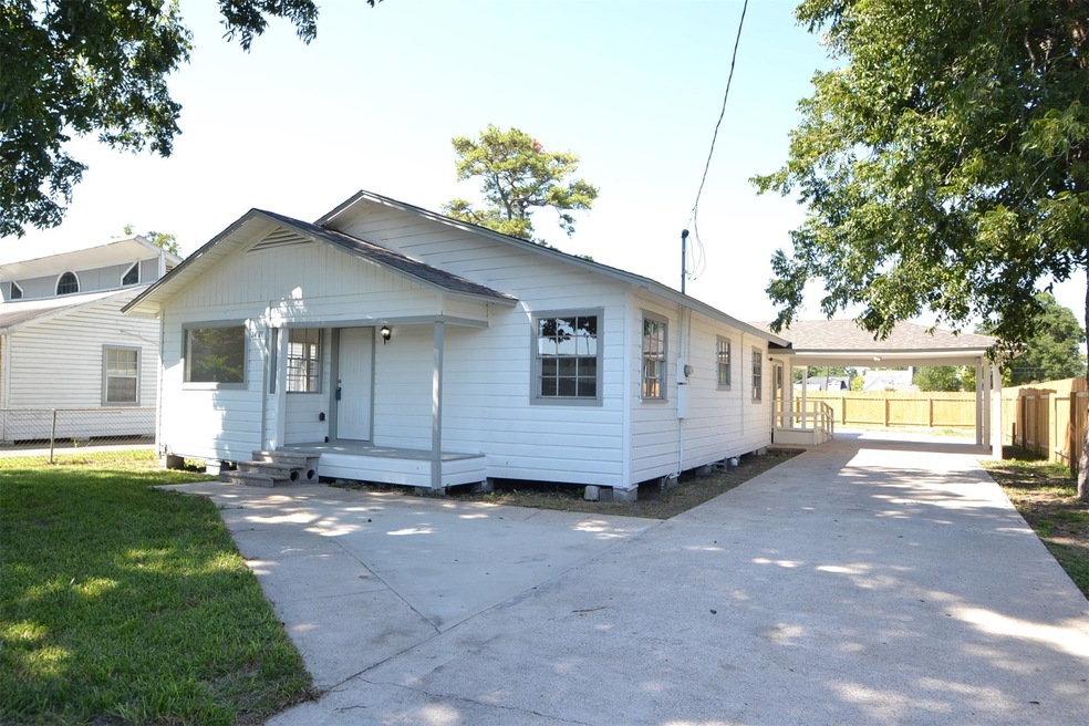 2421 Crittenden St, Houston, TX 77026 - photo 1