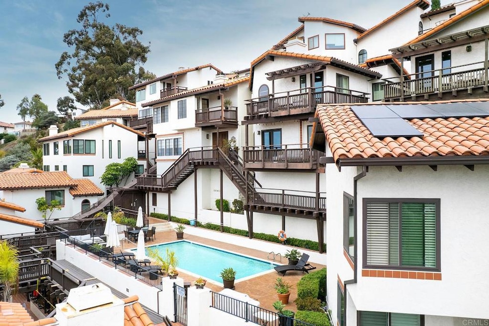 For Sale $995,000 • Co-Listing Agent