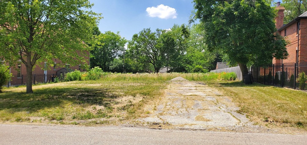 604 Elmdale Rd, Glenview, IL 60025 - photo 1