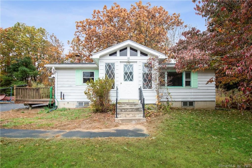 Cute as a button! Nice 2-bedroom, 1-bath home nest