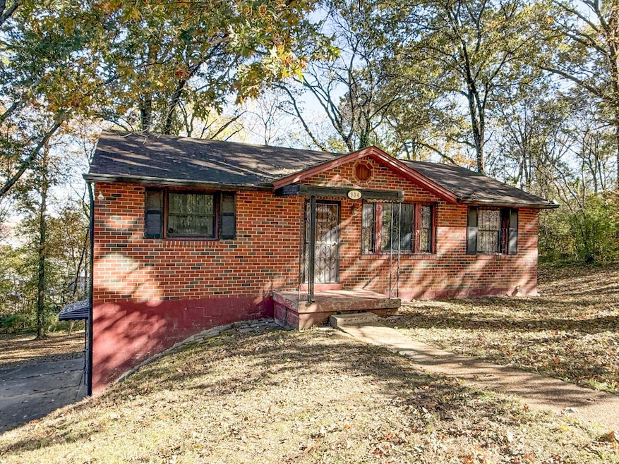 904 Patricia Dr, Nashville, TN 37217 - photo 1