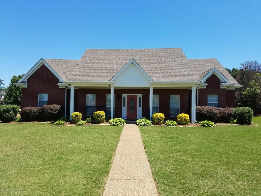 1184 Pontotoc St, Hernando, MS 38632 - photo 1