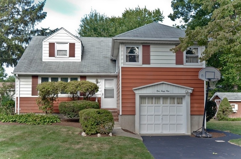 141 Village Cir W, Paramus, NJ 07652 - photo 1