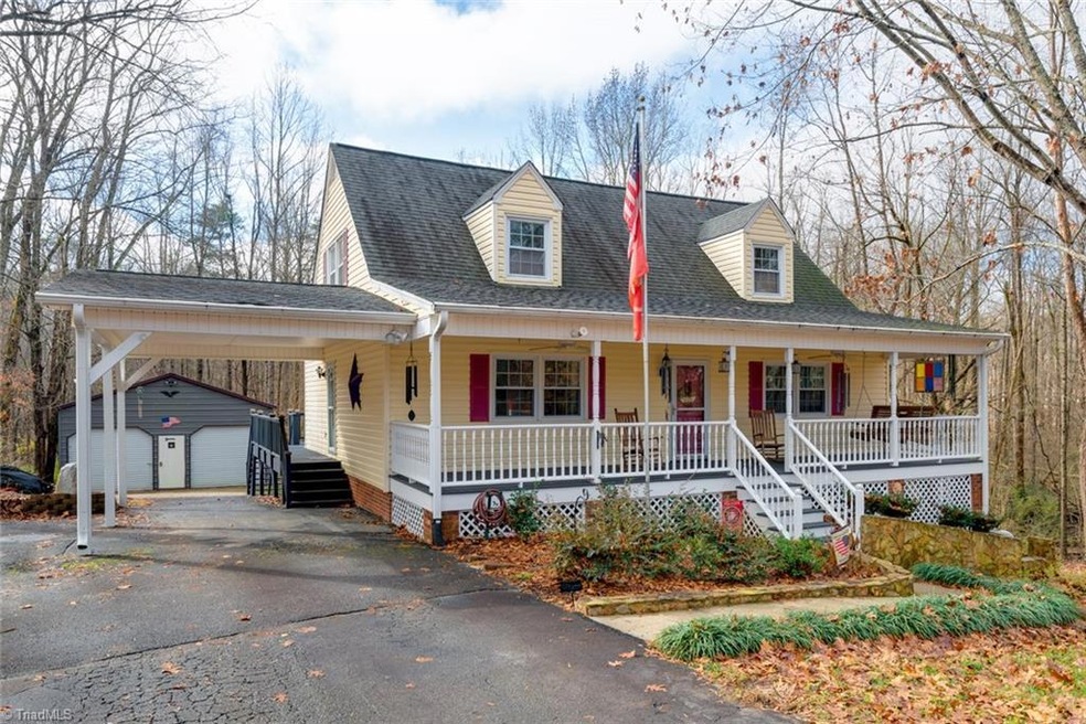 5300 River Rd, Jamestown, NC 27282 - photo 1