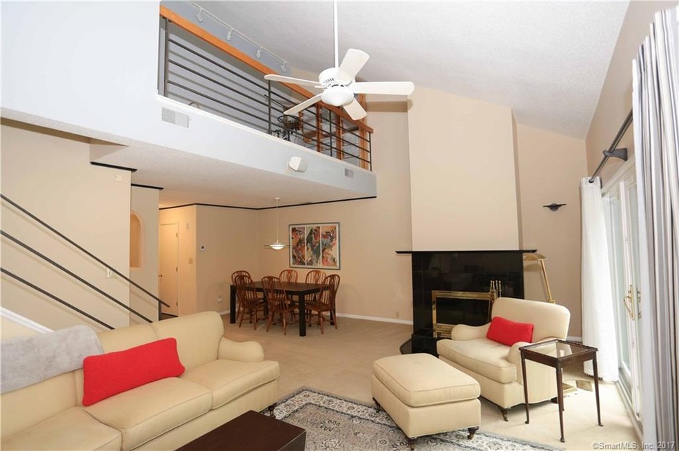 172 Hunters Ln, Newington, CT 06111 - photo 1