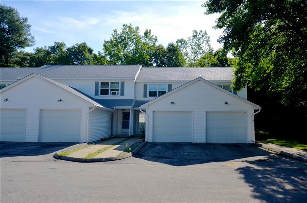 5 Woodstock Hills Dr unit 3E, Woodstock, CT 06281 - photo 1