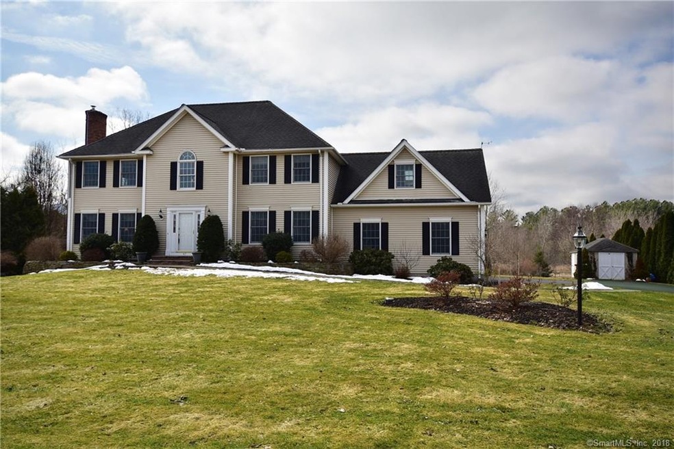 Welcome Home to this stately colonial