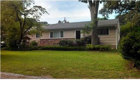 1411 August Dr, Hixson, TN 37343 - photo 1