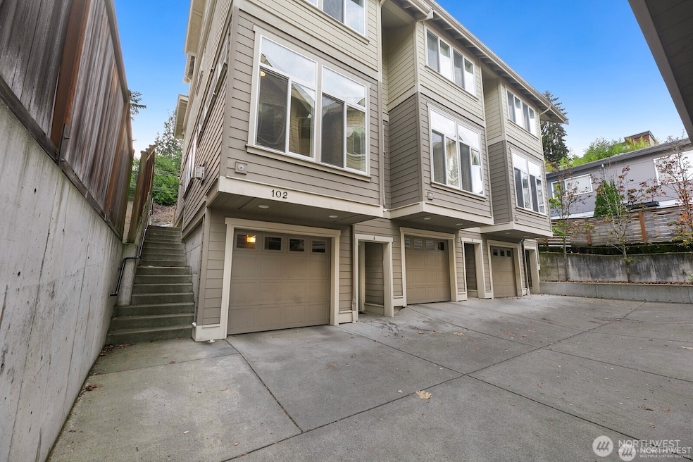 102 W Florentia St unit A, Seattle, WA 98119 - photo 1