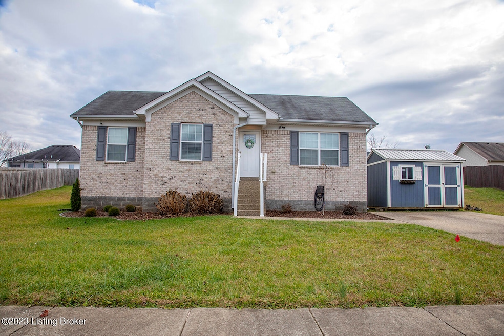 291 Gentry Crossings Blvd, Mount Washington, KY 40047 - photo 1