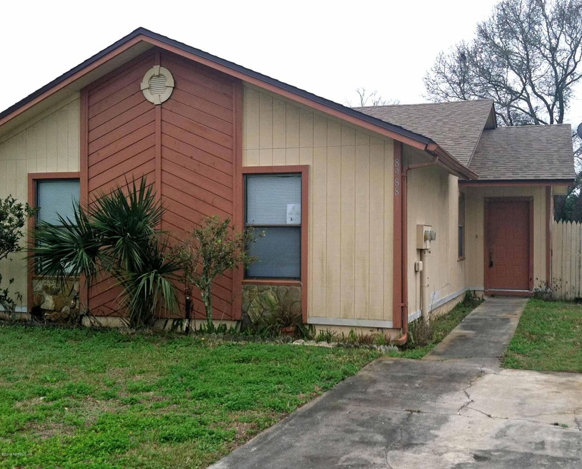 8988 Ivey Rd, Jacksonville, FL 32216 - photo 1