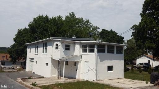17 E Summit St unit GARAGE APARTMENT, Mohnton, PA 19540 - photo 1