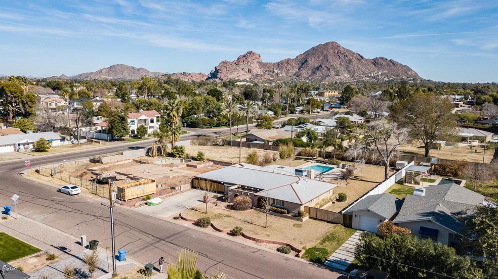 Camelback Mountain VIEWS!!