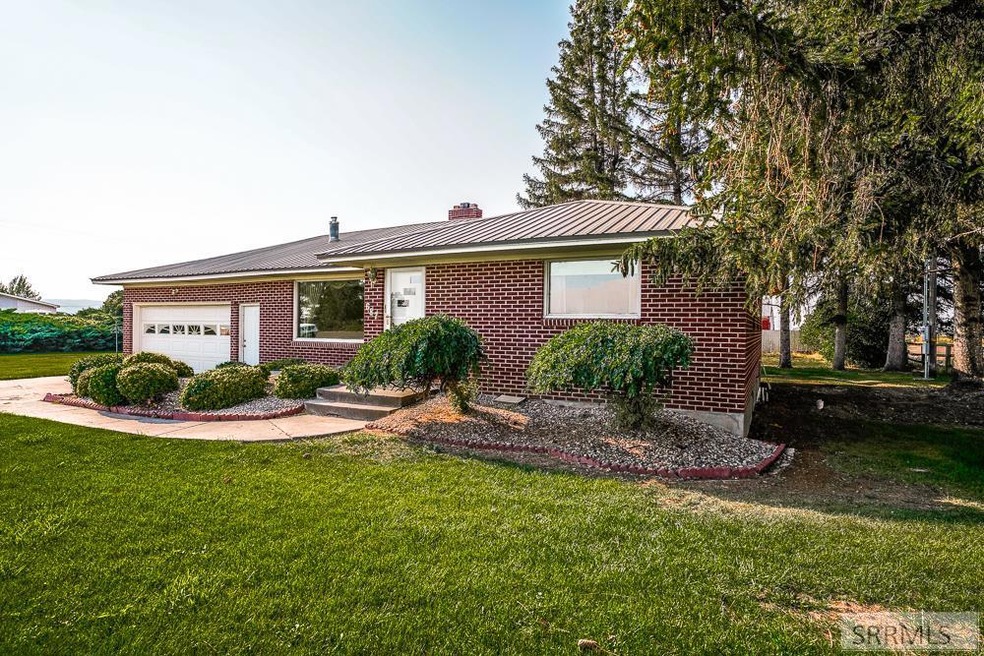 687 E 1200 N, Shelley, ID 83274 - photo 1