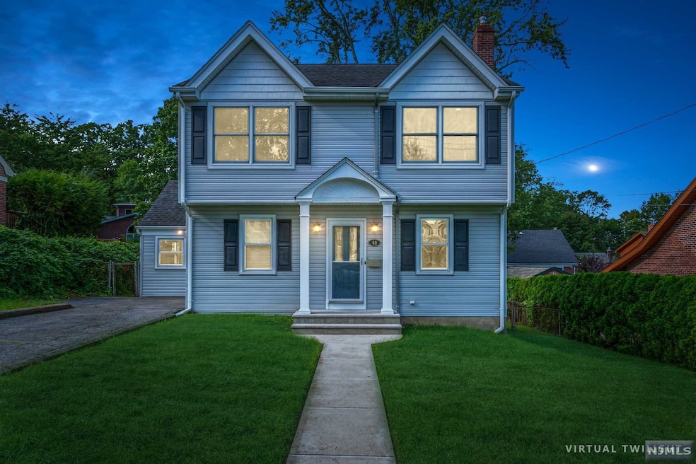 48 Crest Dr N, Cresskill, NJ 07626 - photo 1