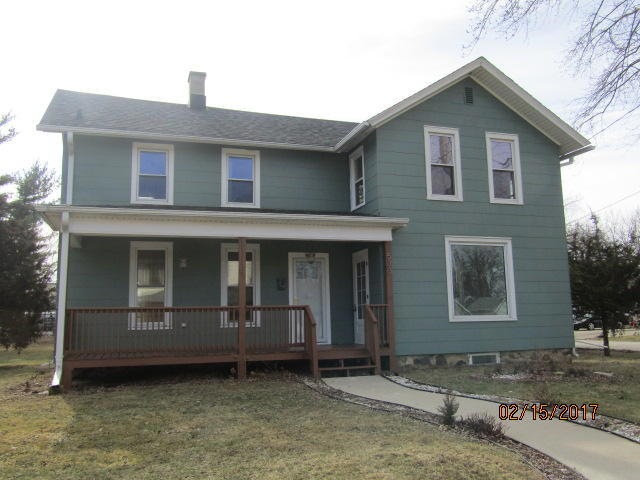 533 W South St, Oconomowoc, WI 53066 - photo 1