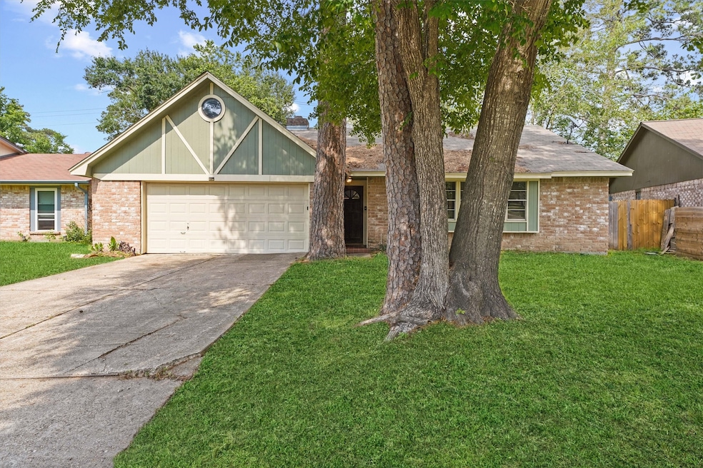 23106 Goodfellow Dr, Spring, TX 77373 - photo 1