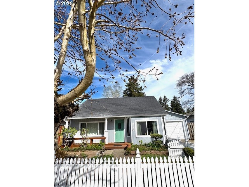 Sold $429,900 • Co-Listing Agent