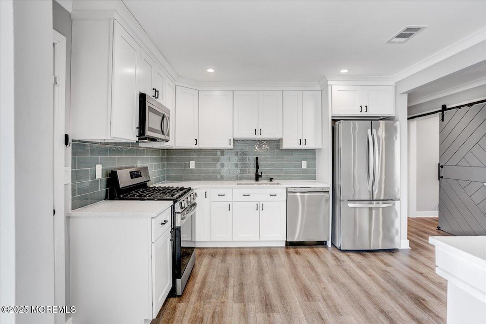 12-Kitchen
