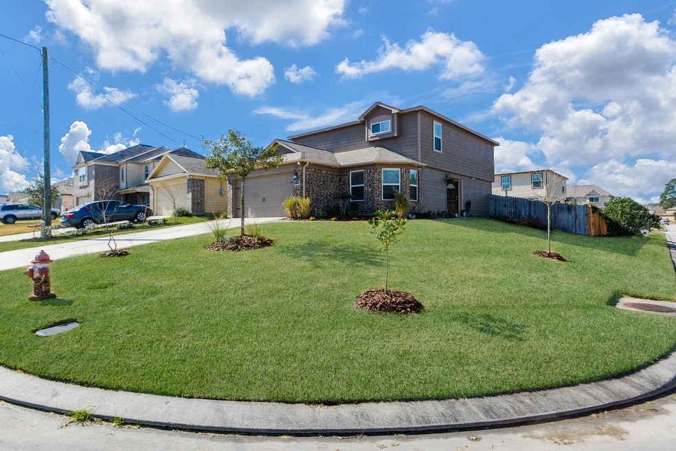 16730 N Rail Dr, Conroe, TX 77385 - photo 1