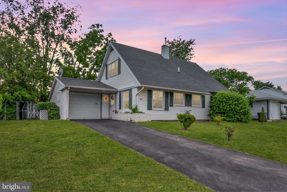 15 Bradford Ln, Willingboro, NJ 08046 - photo 1