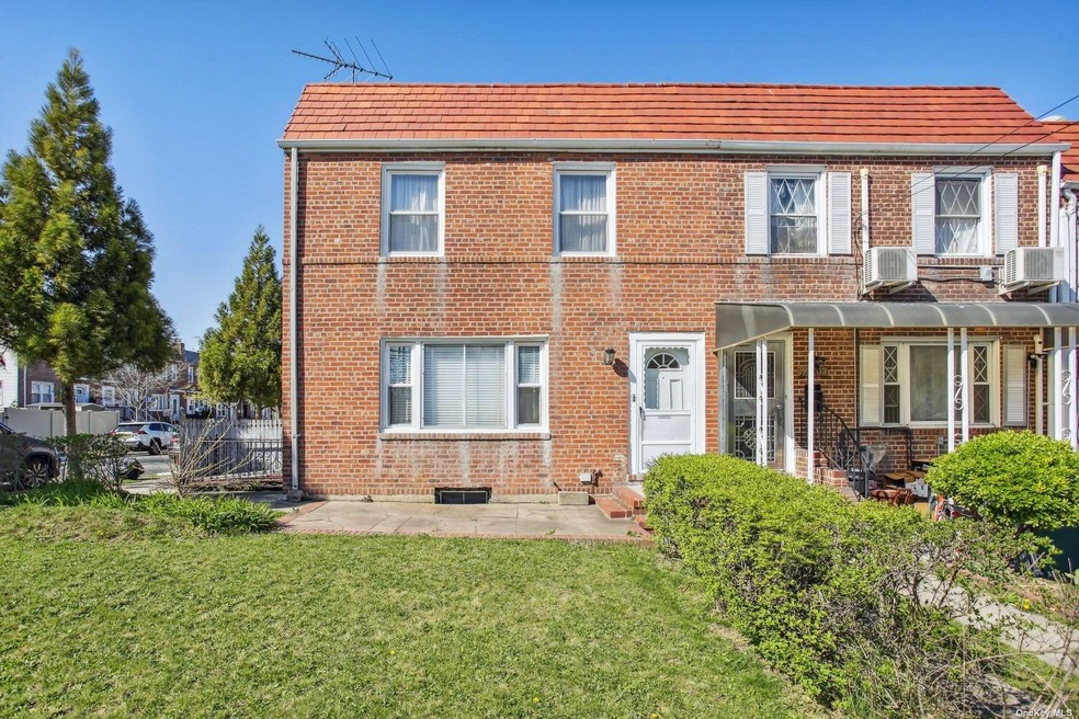 1741 Jewel Ave, Fresh Meadows, NY 11365 - photo 1