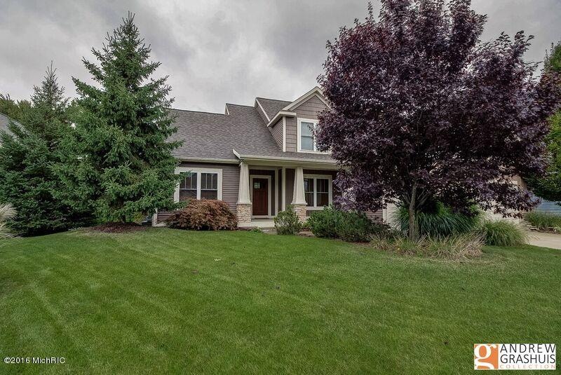 2669 Bridge Place Dr NE unit 8, Grand Rapids, MI 49525 - photo 1