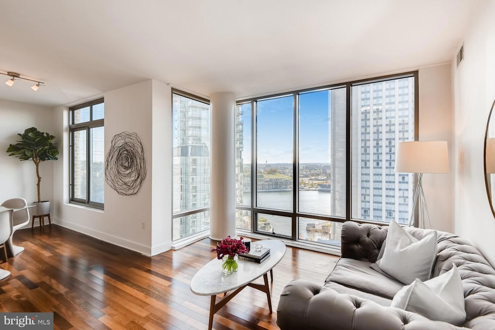 The Vue, Baltimore, MD 21202 - photo 1