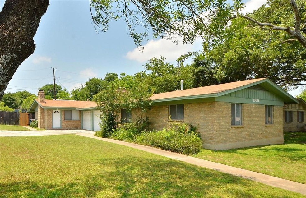 8900 Little Walnut Pkwy unit B, Austin, TX 78758 - photo 1