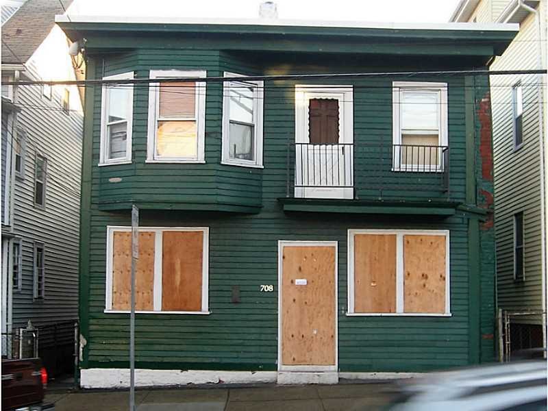 708 Atwells Ave, Providence, RI 02909 - photo 1