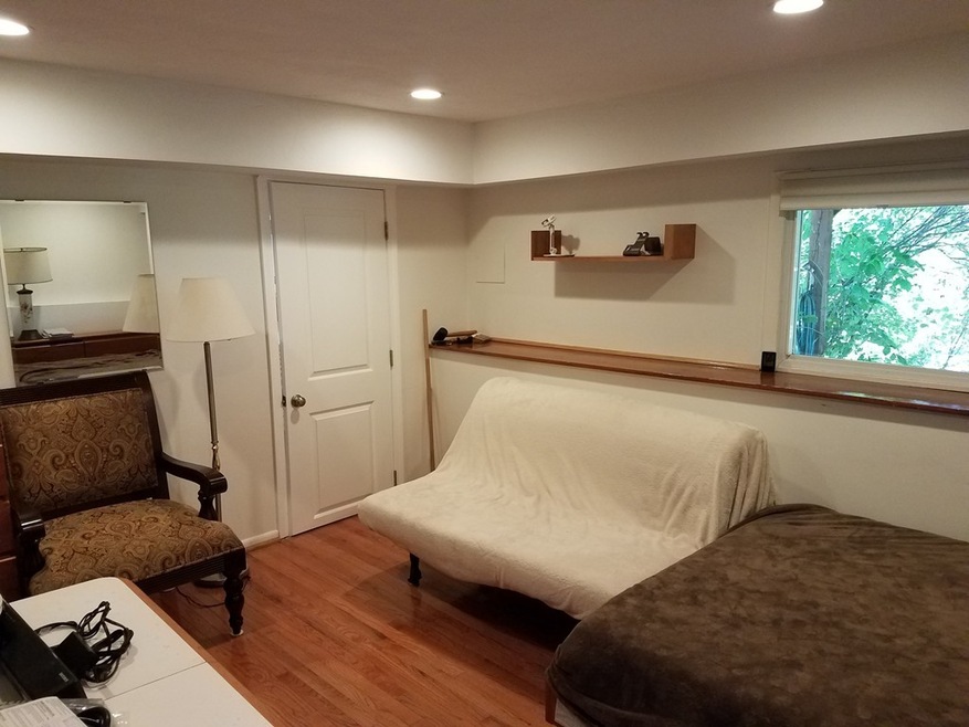 19 Broadlawn Park unit B, Chestnut Hill, MA 02467 - photo 1