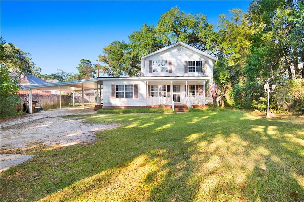 2356 Old Shell Rd, Mobile, AL 36607 - photo 1