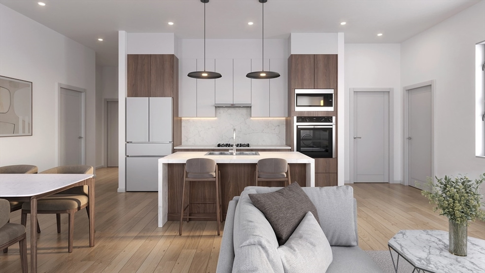 For Sale $784,999 • Co-Listing Agent