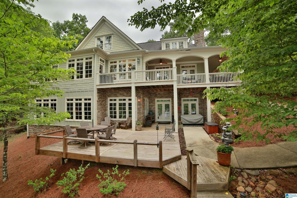 Sold $1,085,000