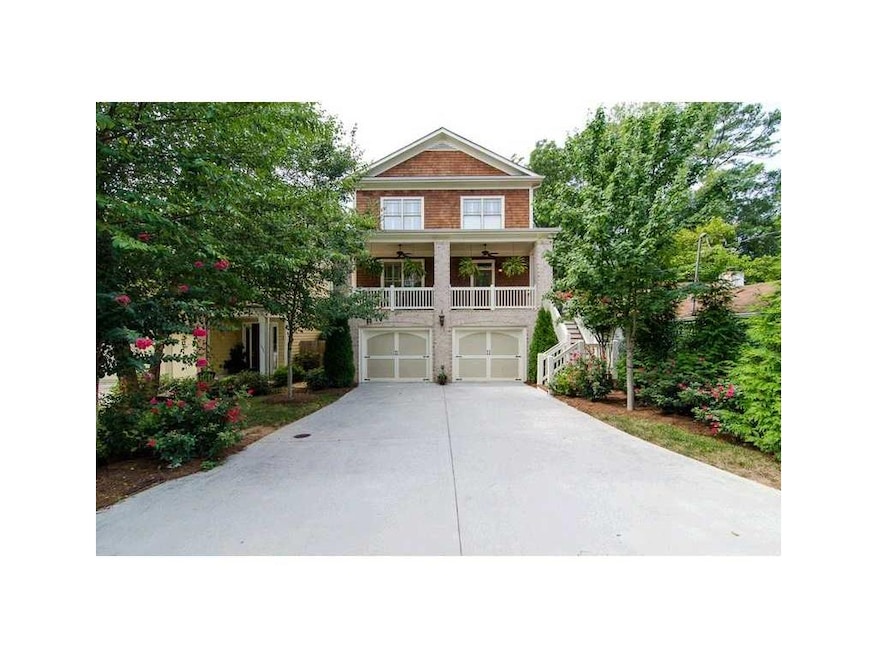 Exterior Front. Picturesque Lynwood Park home, loo