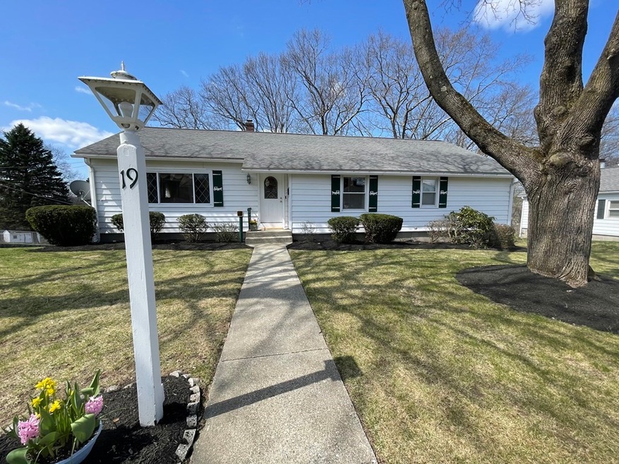 19 Carroll St, Auburn, MA 01501 - photo 1