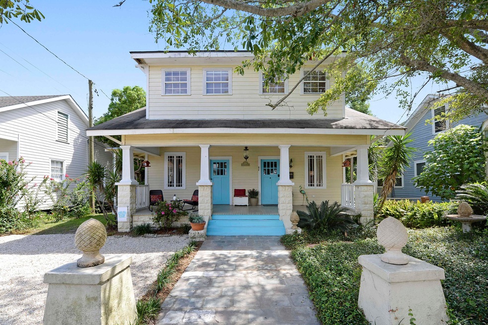 208 Union St, Bay Saint Louis, MS 39520 - photo 1