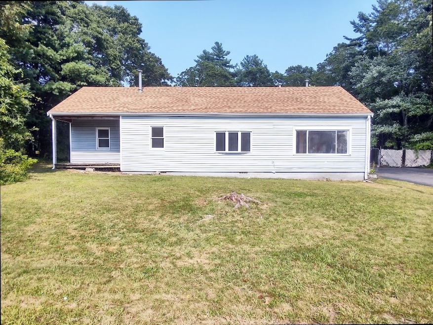 212 Middleboro Rd, East Freetown, MA 02717 MLS 73147497
