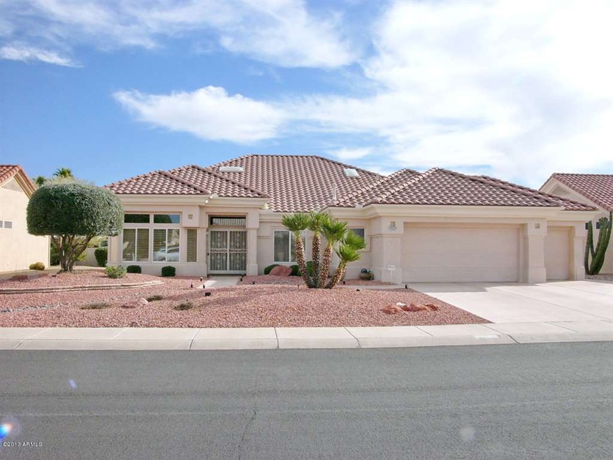 Front View 15517 W
